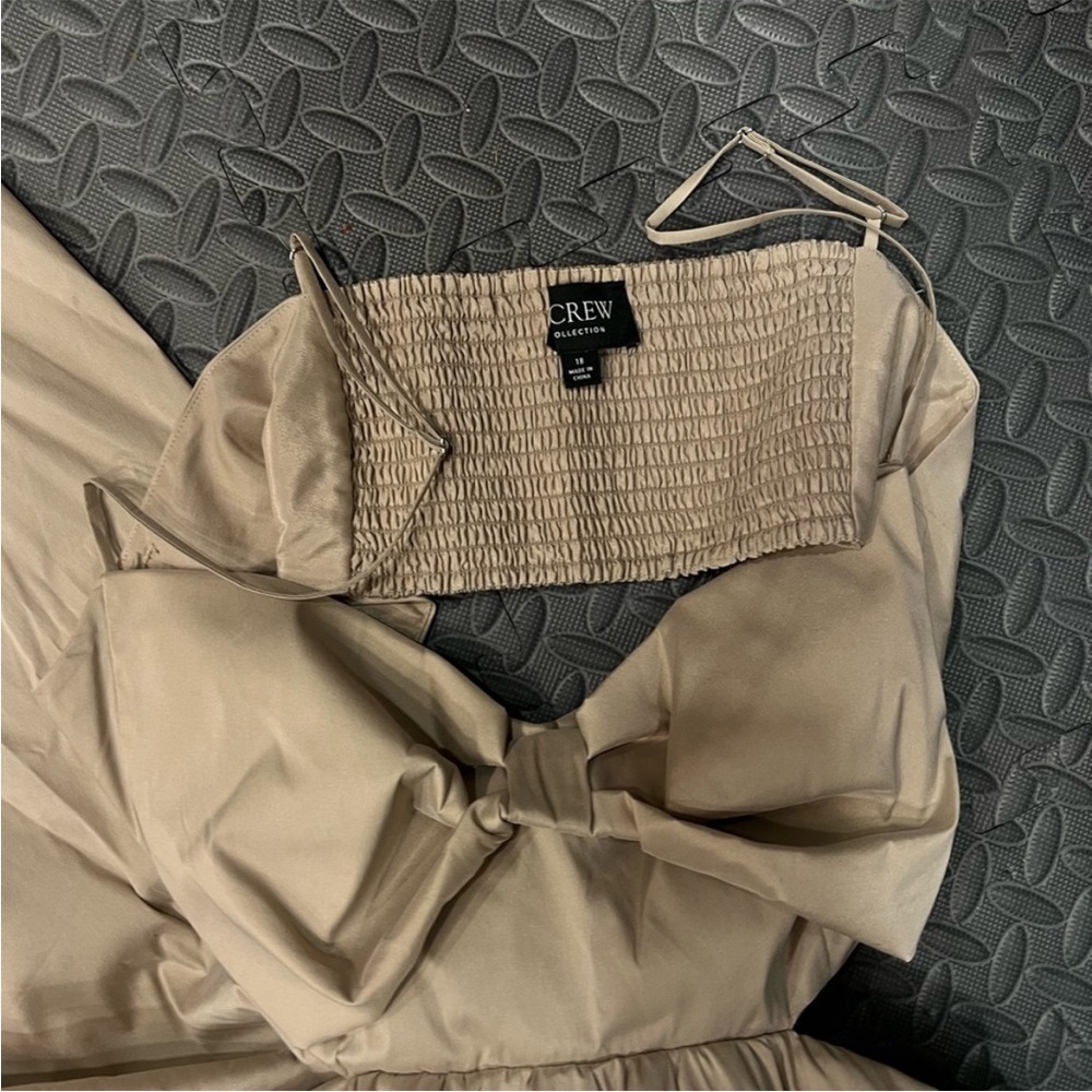 NWOT J. Crew Collection Bow Front Cutout Midi Dress in Stretch Taffeta Khaki Tan - Picture 4 of 4